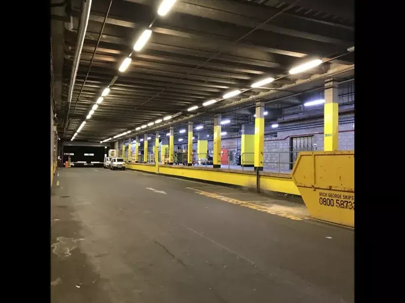 High bay lighting installed across a distribution centre in Northamptonshire